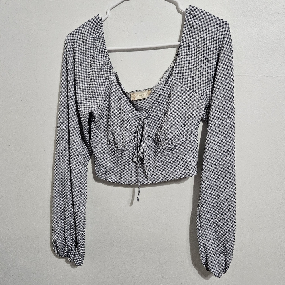 Gingham crop top with long sleeves. Size M. - Picture 4 of 7